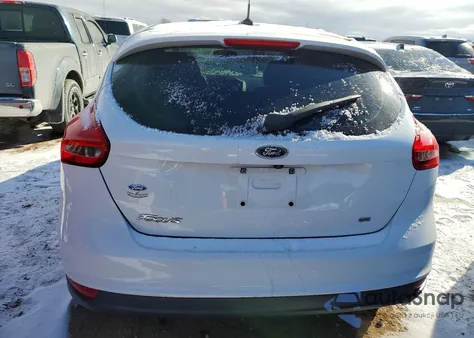 2018 Ford Focus Se z USA, uszkodzony, nr VIN 1FADP3K25JL287404